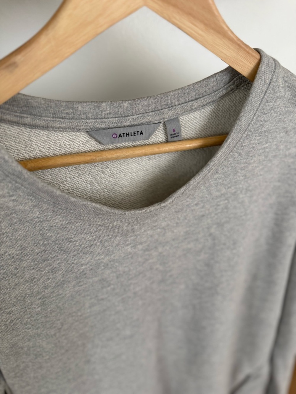 Athleta Cityscape Sweatshirt Grey Size S - Picture 4 of 4